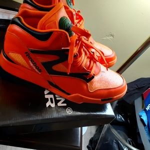 Reebok pump omni lite Halloween